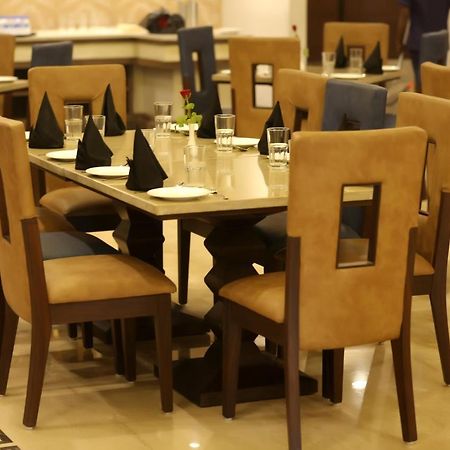 Hotel Imperia Suites Jalandhar Eksteriør bilde