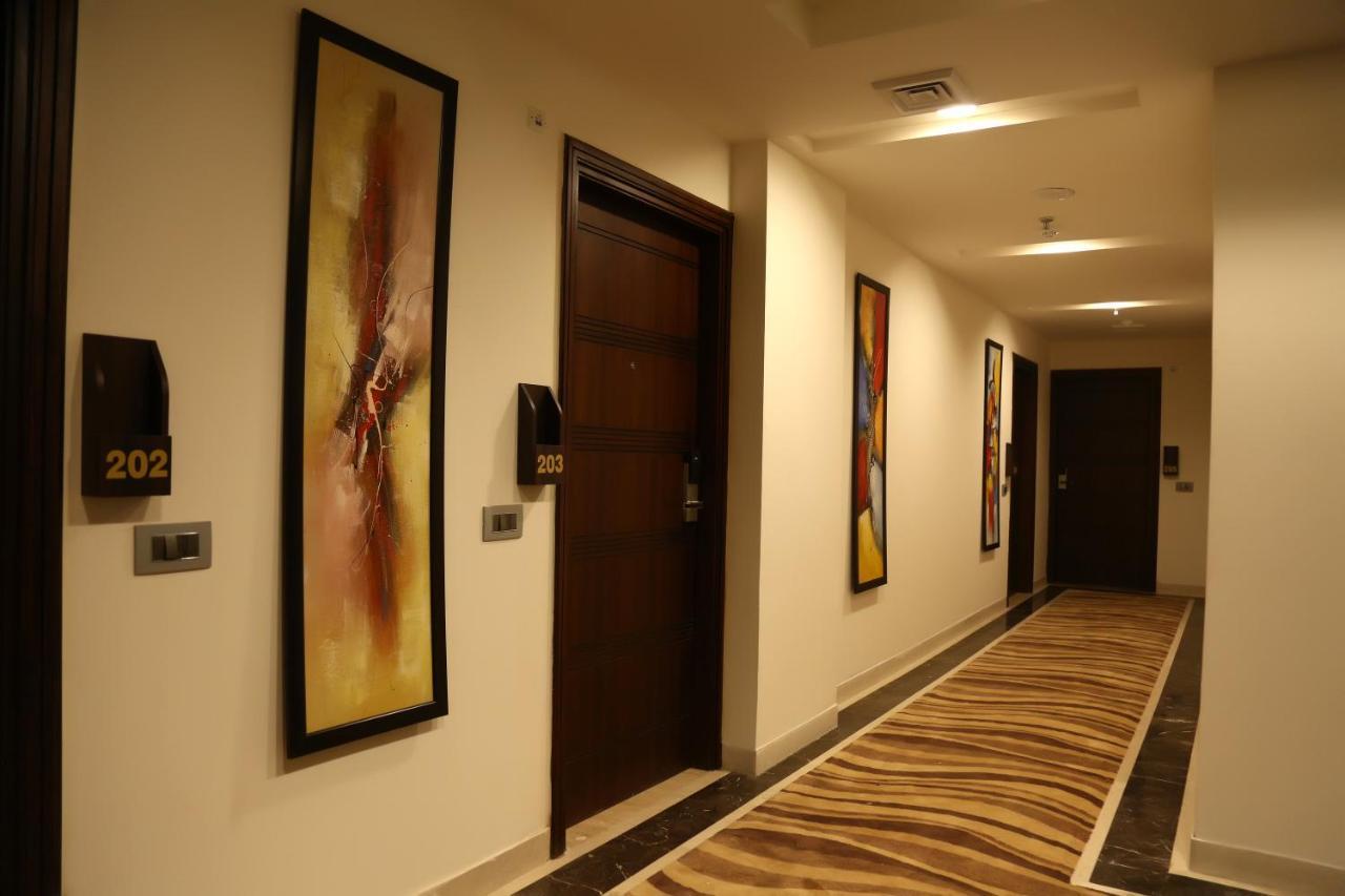 Hotel Imperia Suites Jalandhar Eksteriør bilde