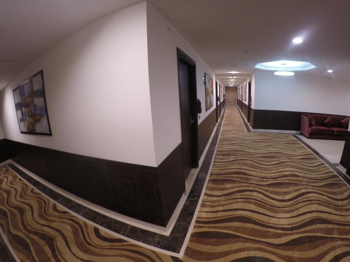 Hotel Imperia Suites Jalandhar Eksteriør bilde