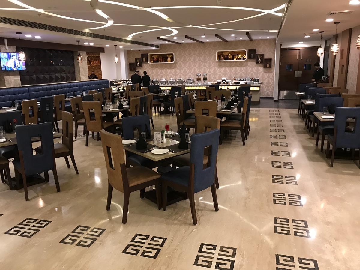 Hotel Imperia Suites Jalandhar Eksteriør bilde