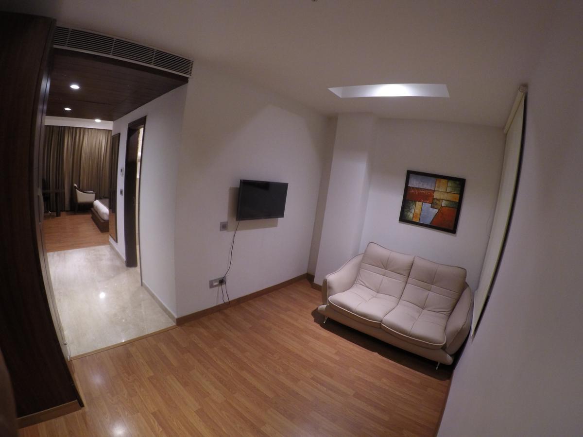 Hotel Imperia Suites Jalandhar Eksteriør bilde