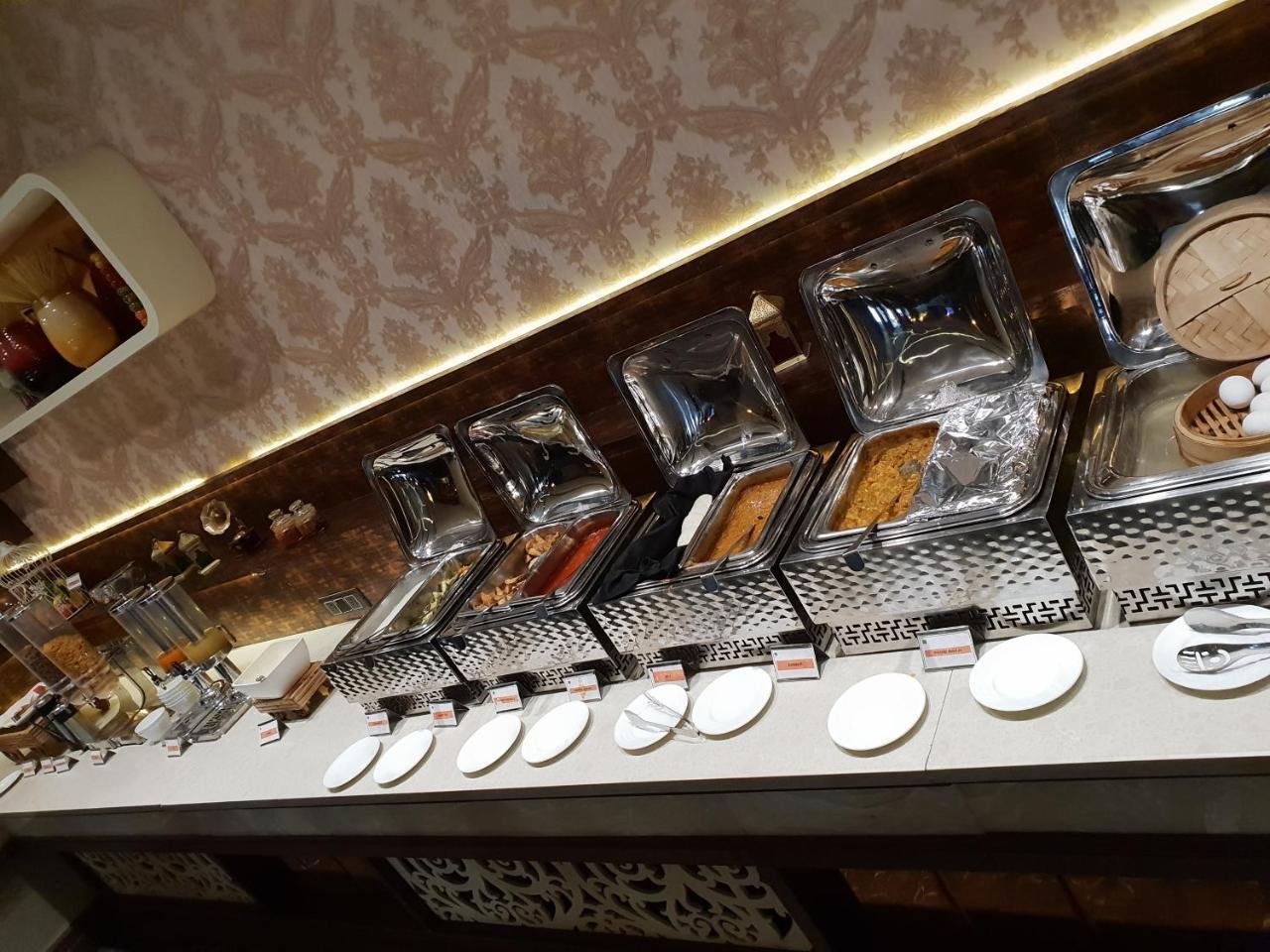 Hotel Imperia Suites Jalandhar Eksteriør bilde
