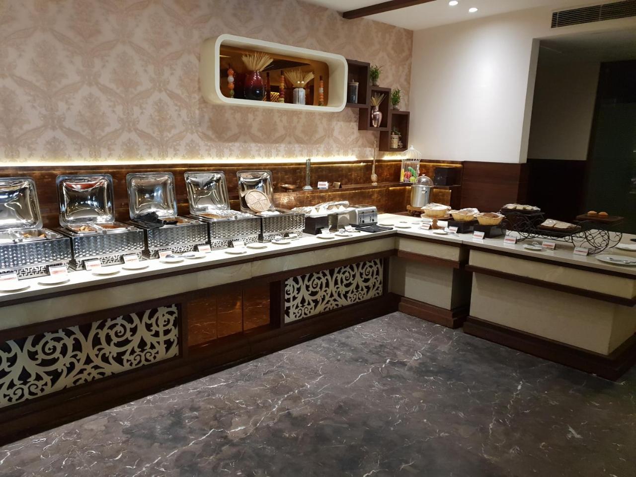 Hotel Imperia Suites Jalandhar Eksteriør bilde